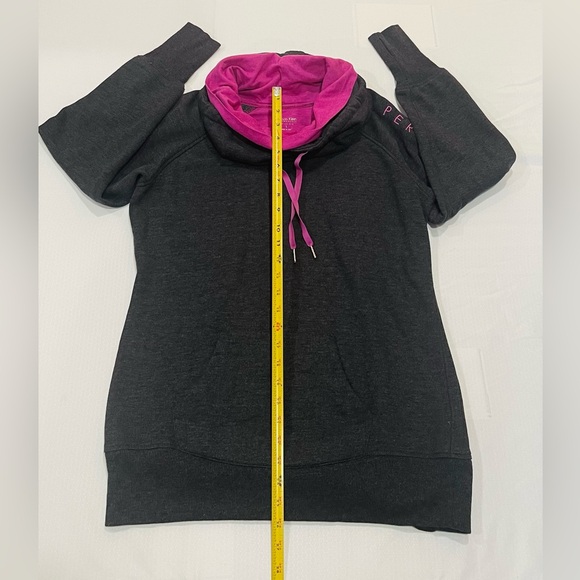 Calvin Klein Performance - Picture 7 of 11